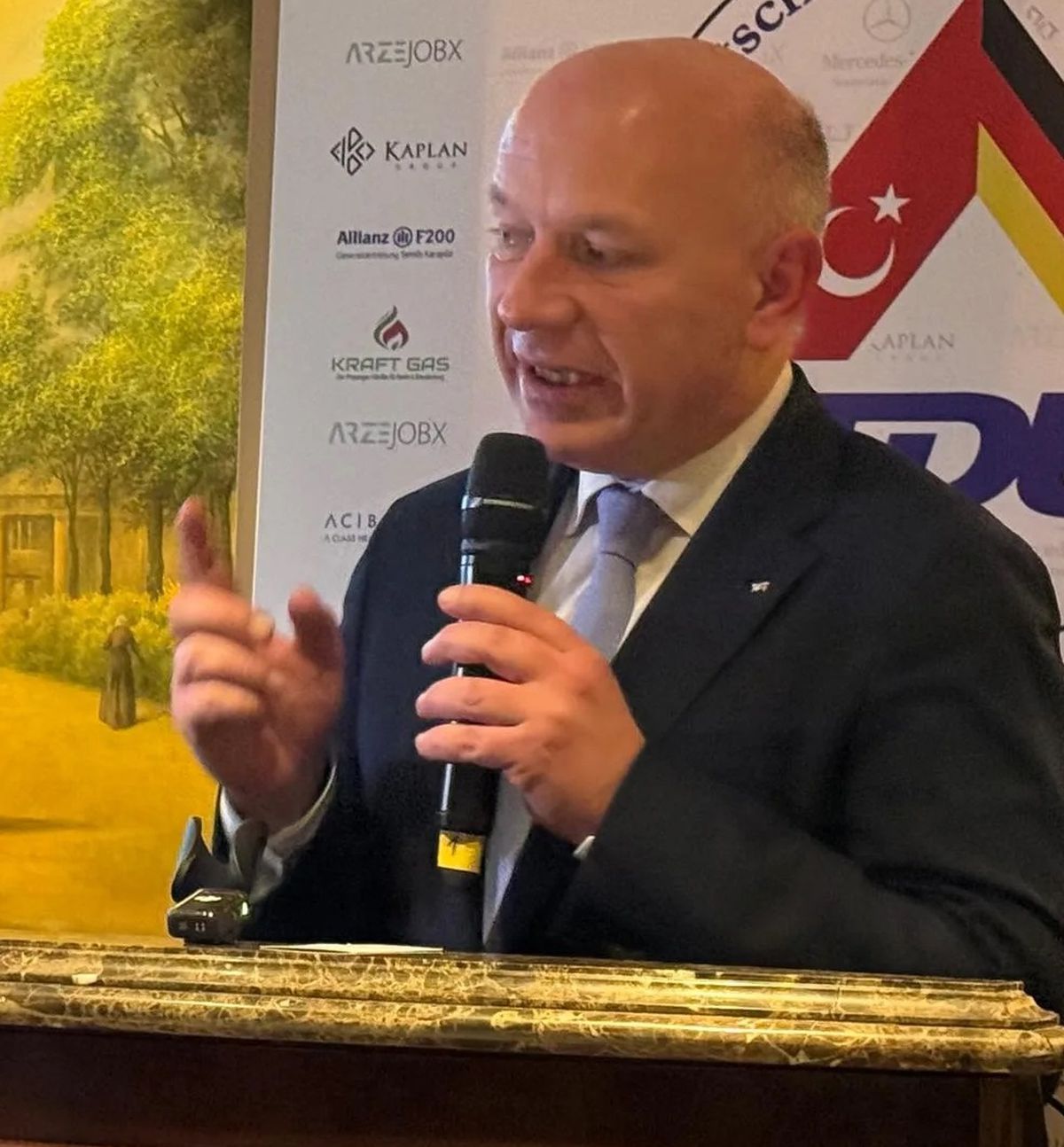 Berlin Eyalet Başbakanı Wegner: Berlin'deki okullarda İslam din dersleri verilmesini destekliyorum