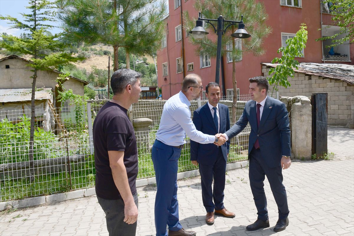 Çatak Kaymakamı Sarı'dan İlçe Milli Eğitim Müdürlüğüne ziyaret