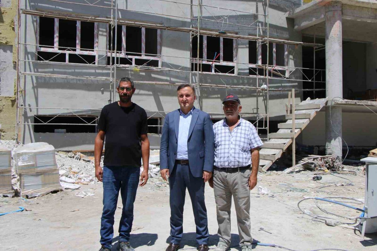 İl Milli Eğitim Müdürü Coşkun Esen: 'En büyük hedefimiz ikili öğretimi bitirmek'