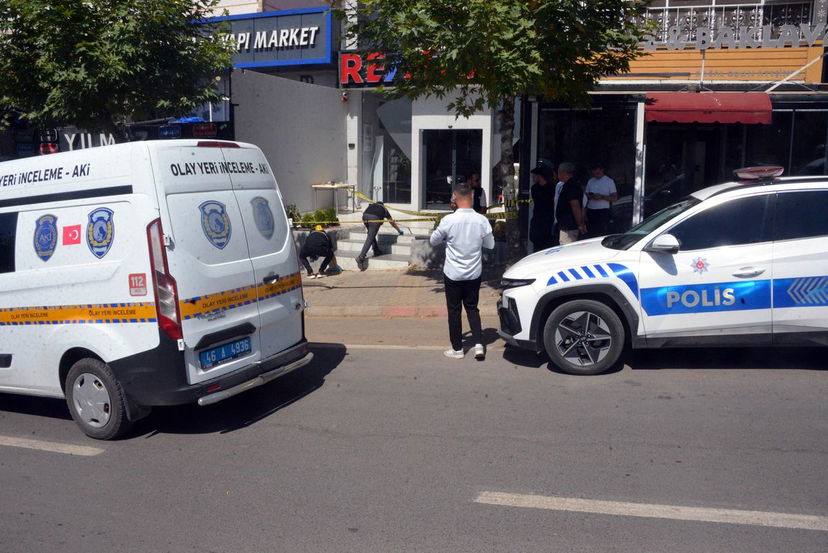 Maskeli kişinin silahlı saldırısında yaralandı