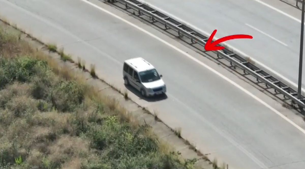 Otoyolda geri geri giden sürücü dron kamerasına yakalandı