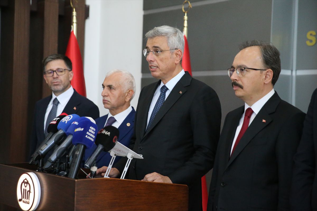 Sağlık Bakanı Memişoğlu, Siirt'te konuştu: