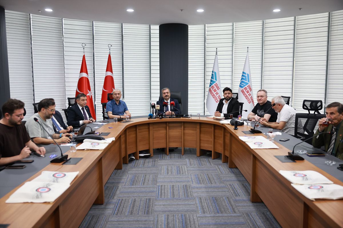 SBTÜ Rektörü Prof. Dr. Mehmet Kul üniversitenin çalışmalarını anlattı