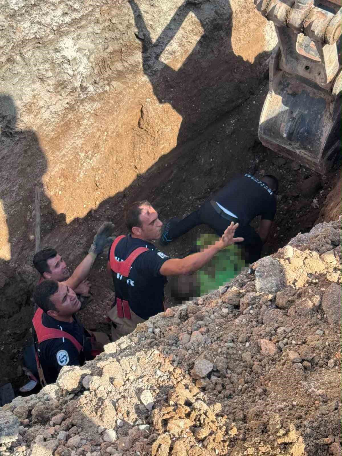 Alt yapı çalışmaları esnasında yaşanan toprak kaymasında 1 işçi öldü