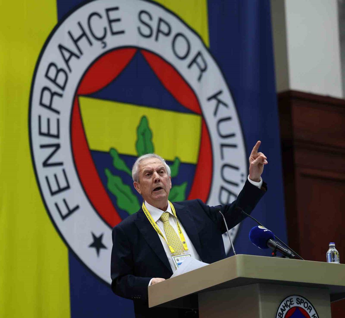 Aziz Yıldırım: 'Her şeyimi ortaya koyacağım ve Fenerbahçe’yi şampiyon yapacağım'