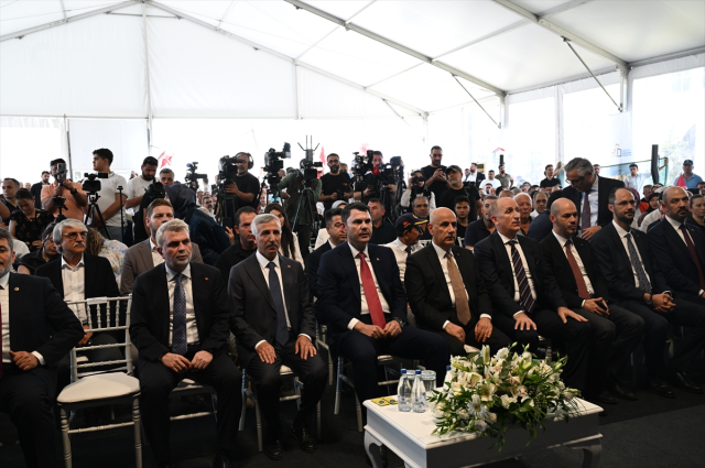 bakan kurum kahramanmarasta ta 20109446 9366 1 m