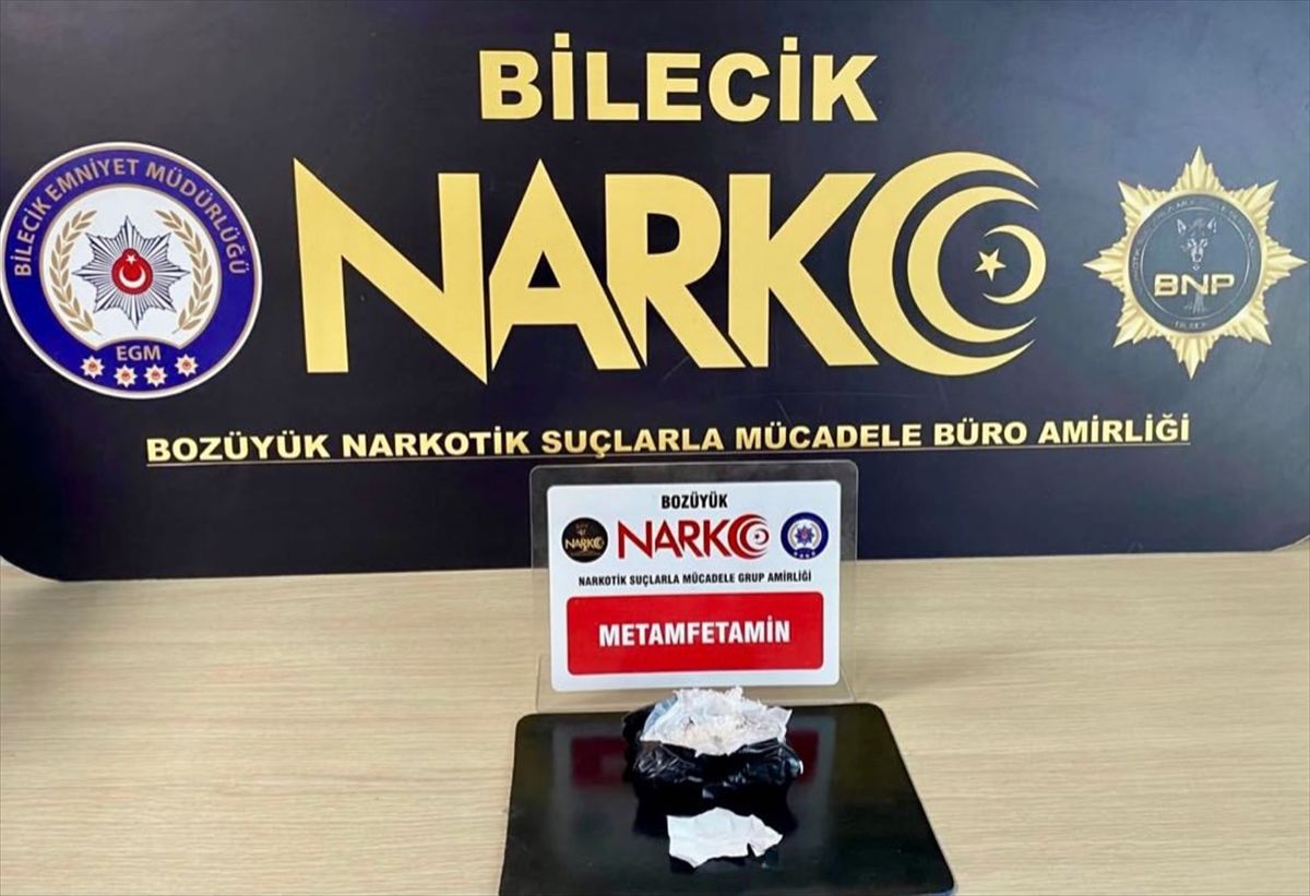 Bilecik'te üzerinde uyuşturucu bulunan zanlı yakalandı