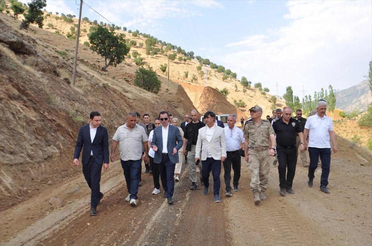 Bitlis Valisi Karakaya, Hizan'da yürütülen yatırımları inceledi