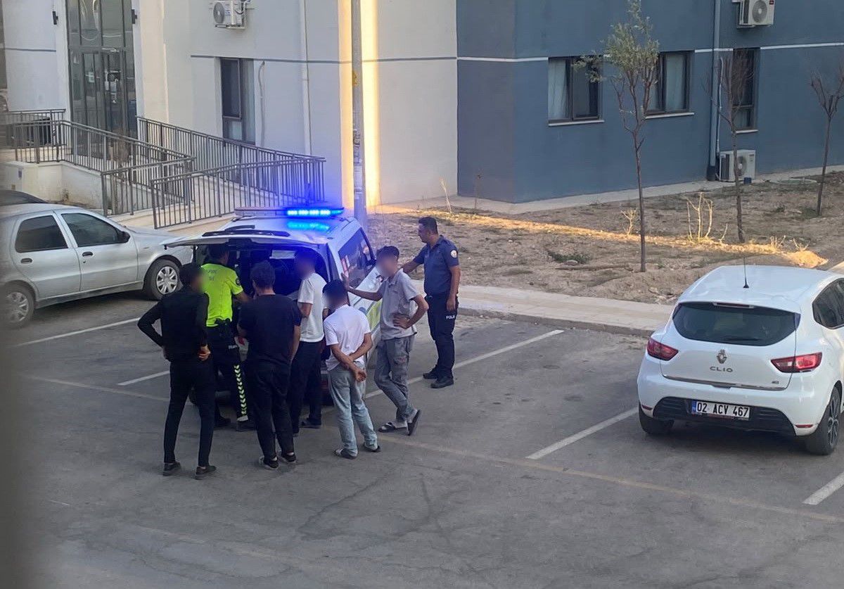 Dur ikazına uymayan ehliyetsiz sürücüye 180 bin ceza