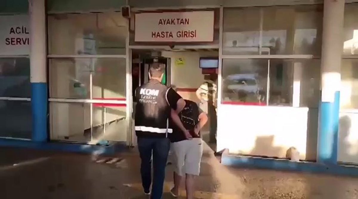İzmir’de suç örgütü propagandası operasyonunda 3 tutuklama