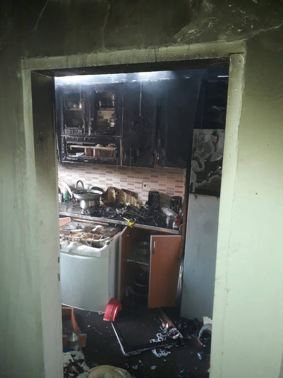Ordu'da yangın sırasında mutfak tüpünün patlaması sonucu 5 kişi yaralandı