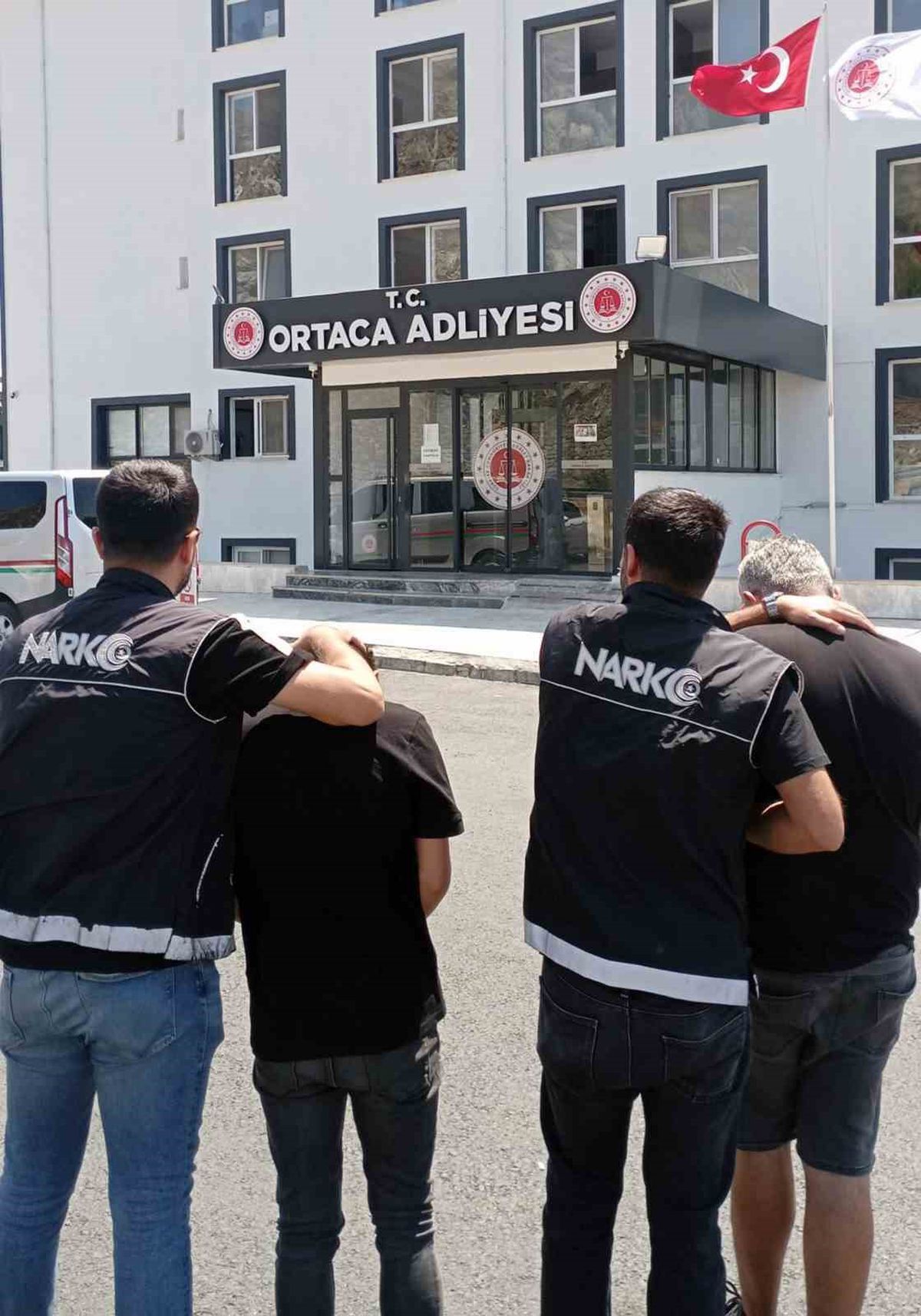 Ortaca ve Bodrum’da uyuşturucu operasyonu: 2 tutuklama