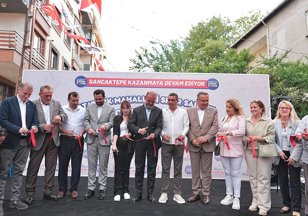Sancaktepe'de Atatürk Mahallesi Spor Salonu hizmete açıldı