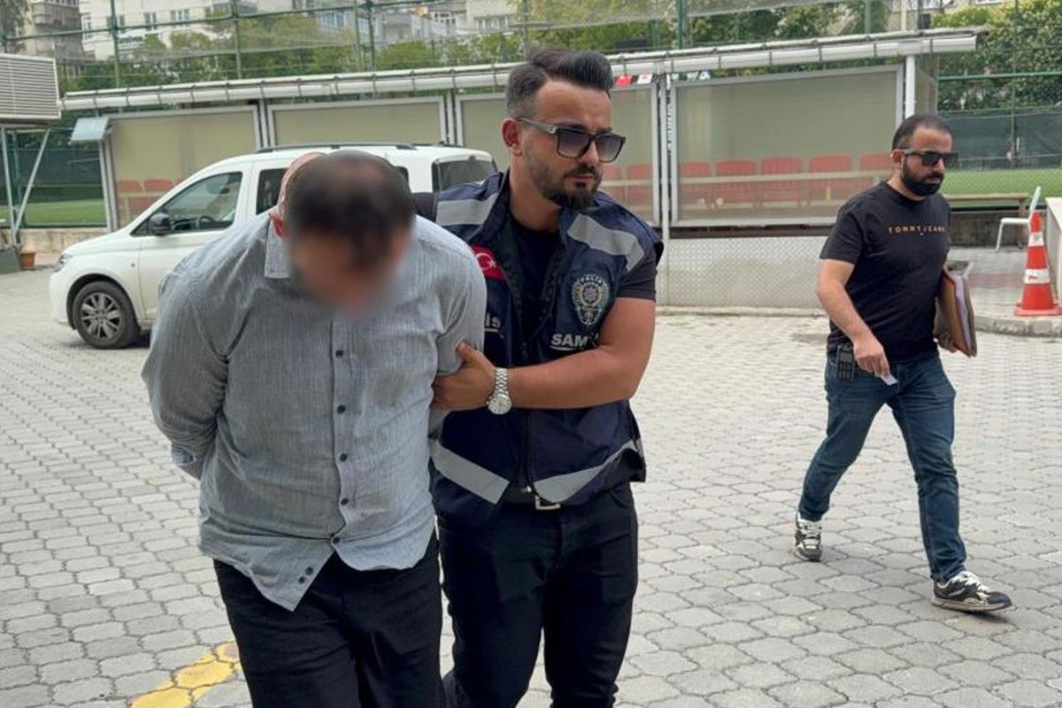 Semt pazarında mide bulandıran olay! Genç kadın hemen polise koştu