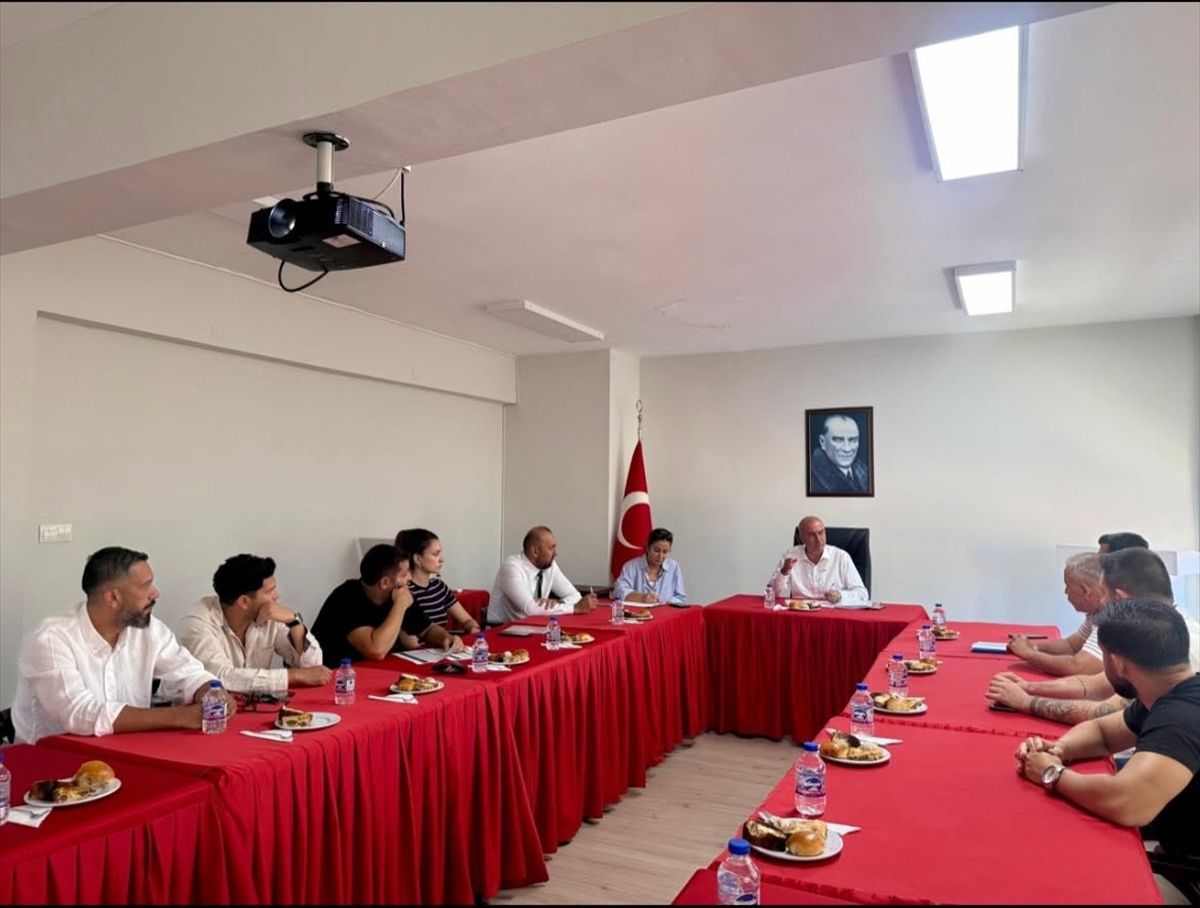 'Temiz Gelecek Mahalle Kupası' için kura çekildi