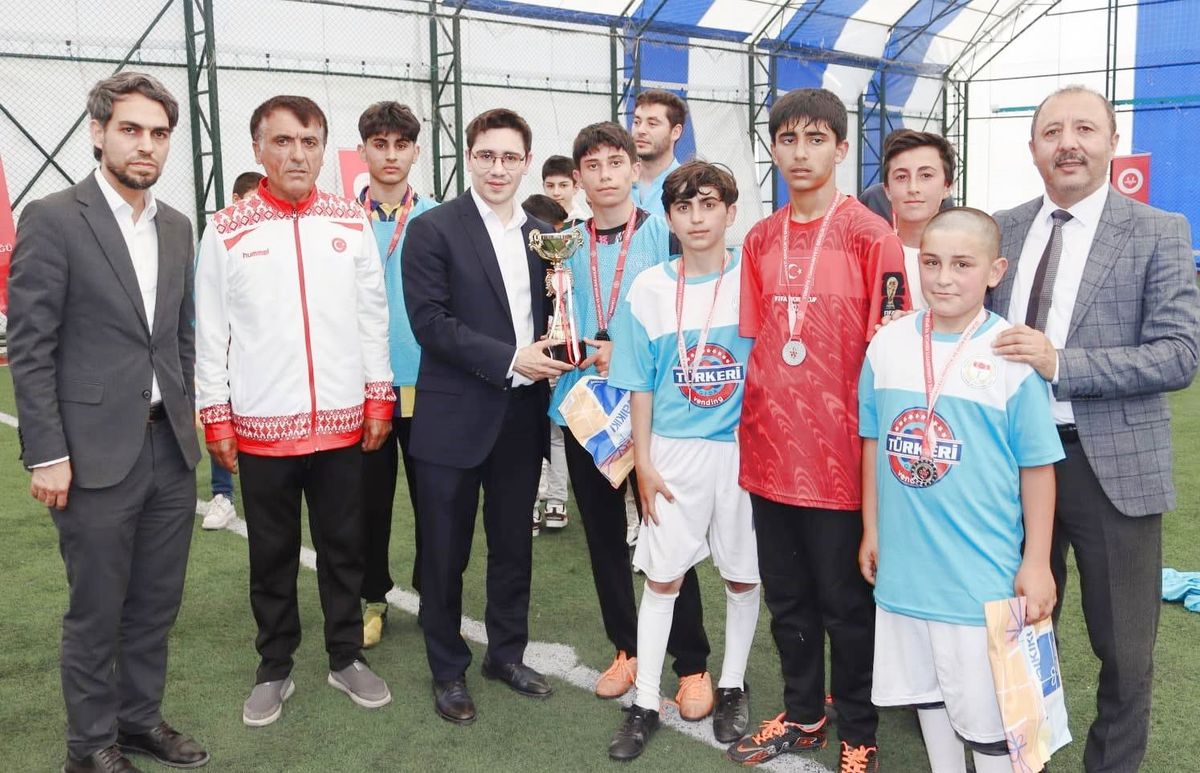 Turnuvanın şampiyonu Semihaşakir