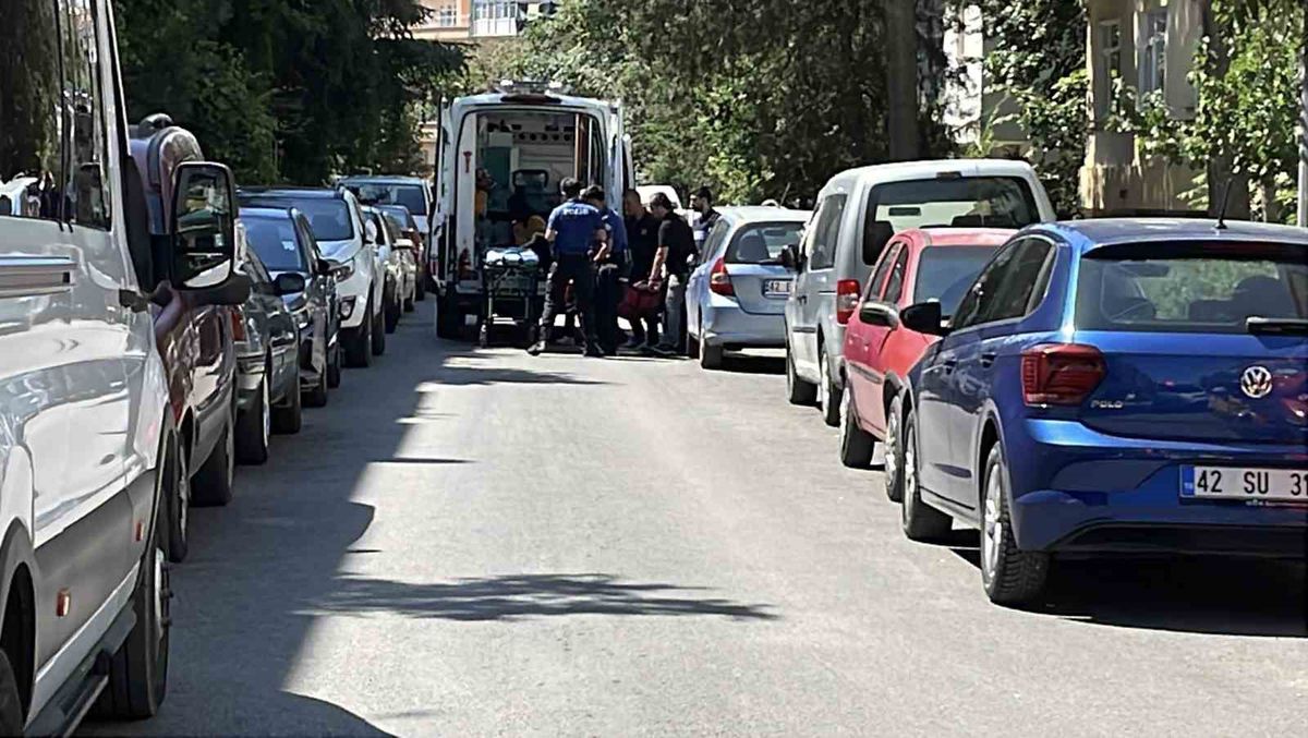 Aidat tartışması kanlı bitti, yönetici bıçaklandı