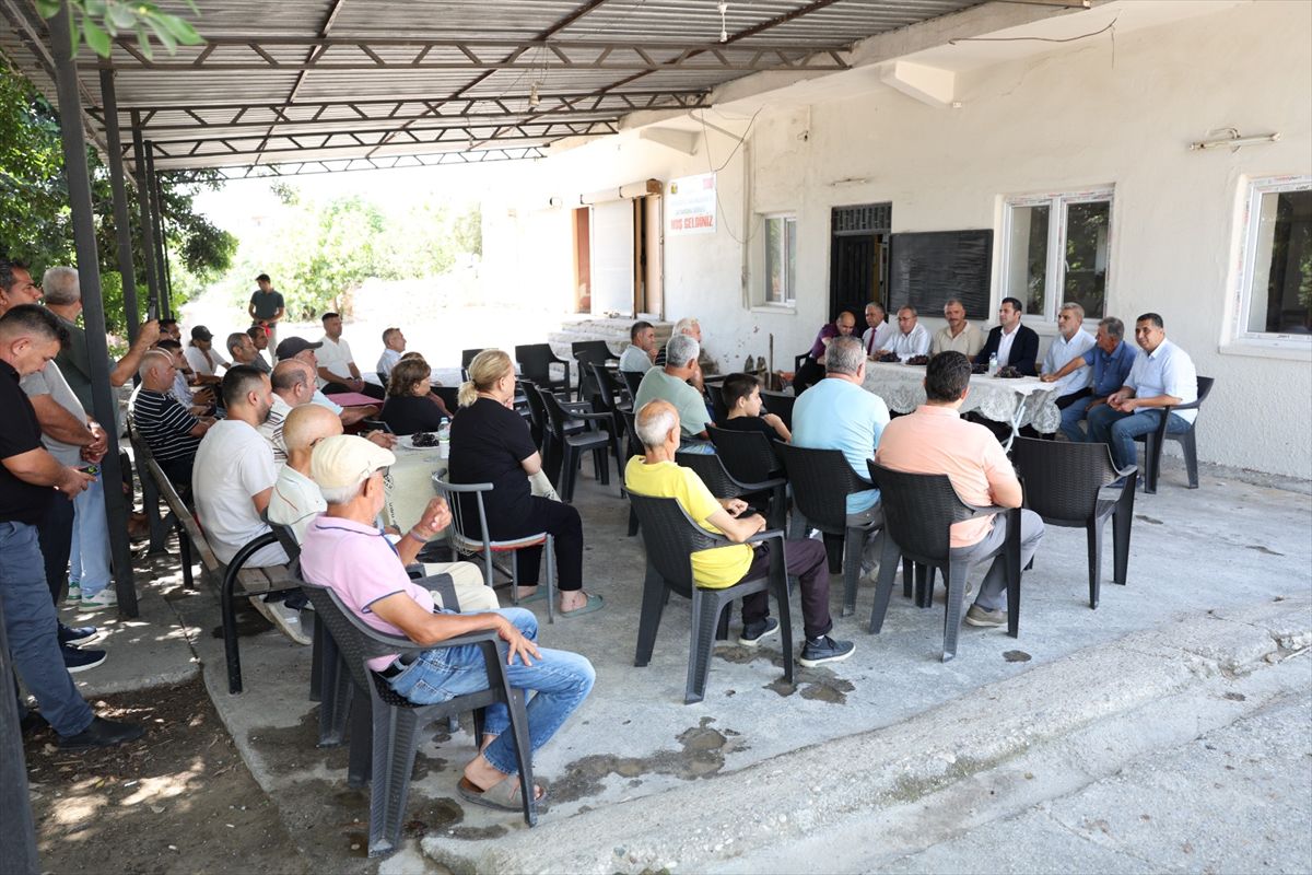 Akdeniz Kaymakamı ve Belediye Başkan Vekili Beşikci vatandaşlarla buluştu