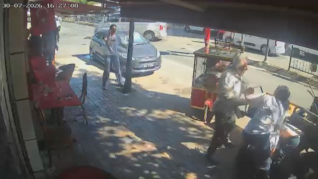 bayrampasa da 1 kisinin oldugu laf atma kavga 2 20111613 o