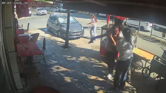 bayrampasa da 1 kisinin oldugu laf atma kavga 3 20111613 o