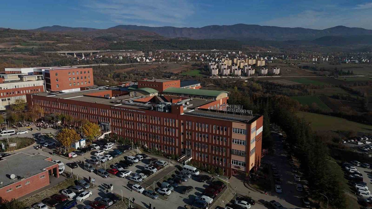 Bolu’da sağlık ordusu 6 ayda 2,7 milyon hastaya şifa dağıttı