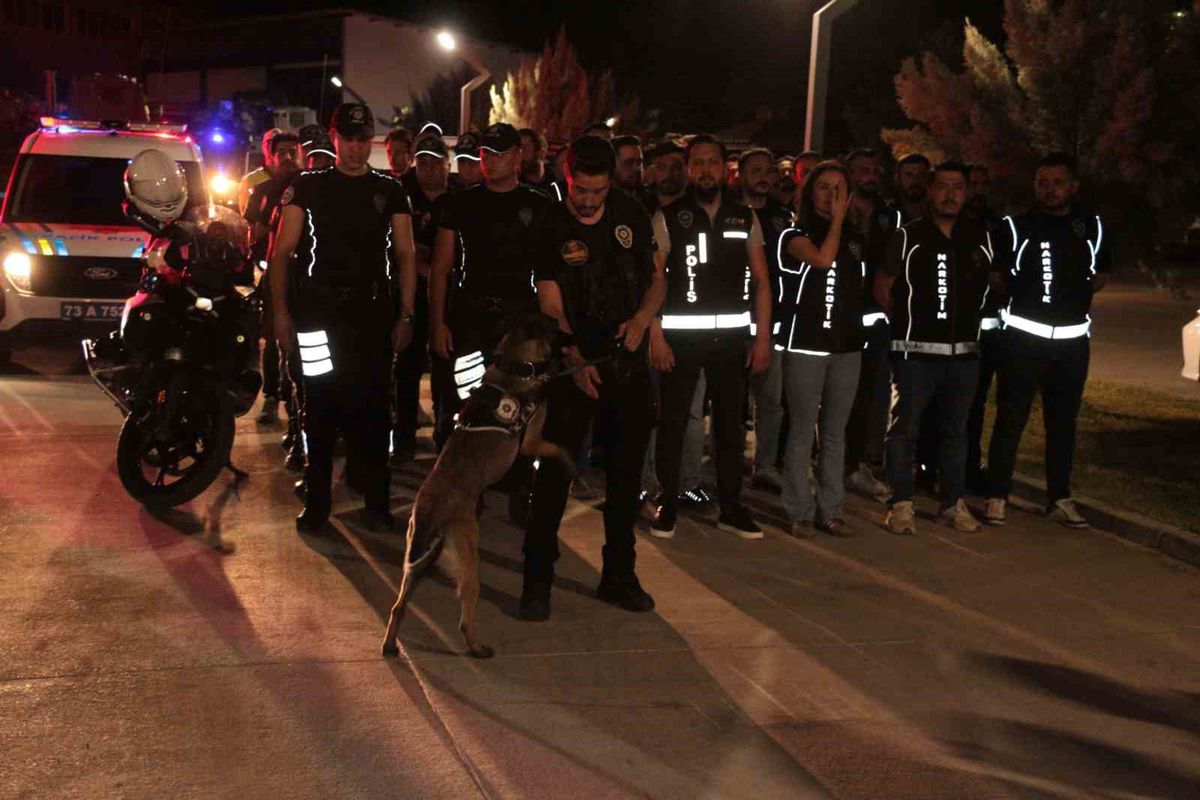 Cizre’de 400 polisle huzur ve güven uygulaması