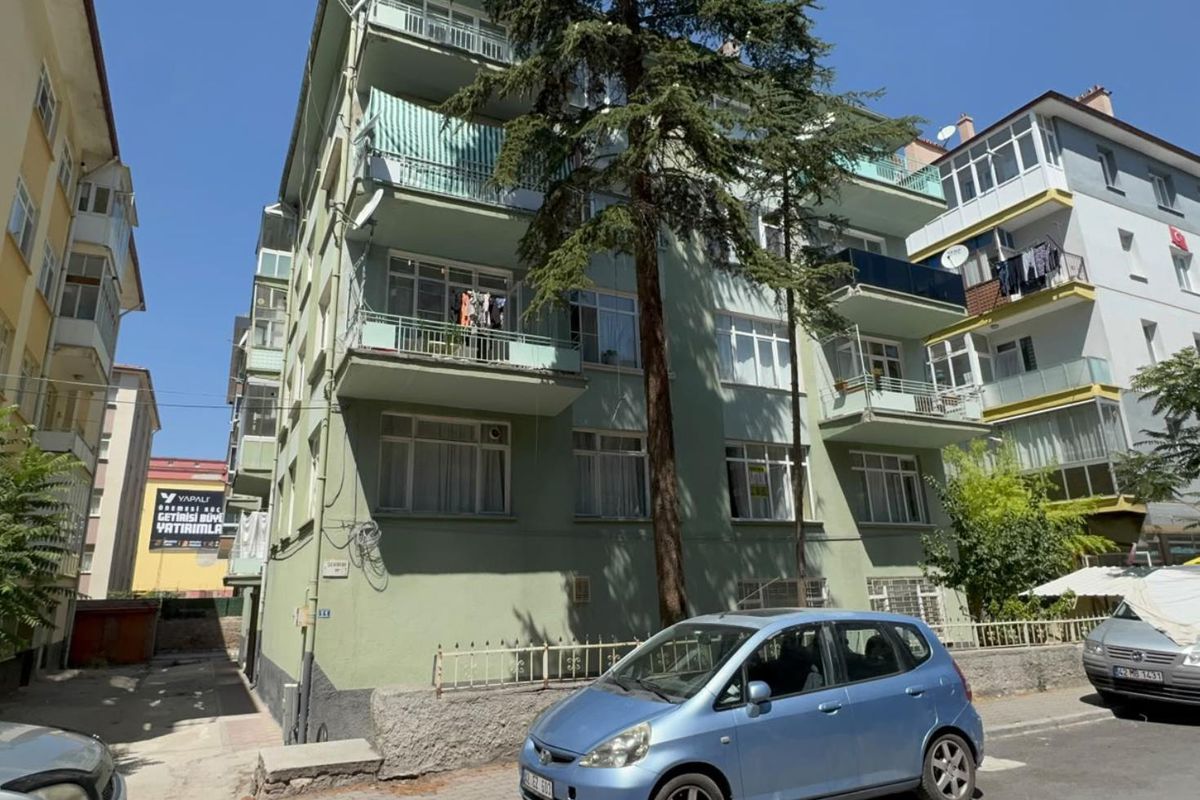 Aidat tartışmasında kan aktı: Kiracı, apartman yöneticisini bıçakladı