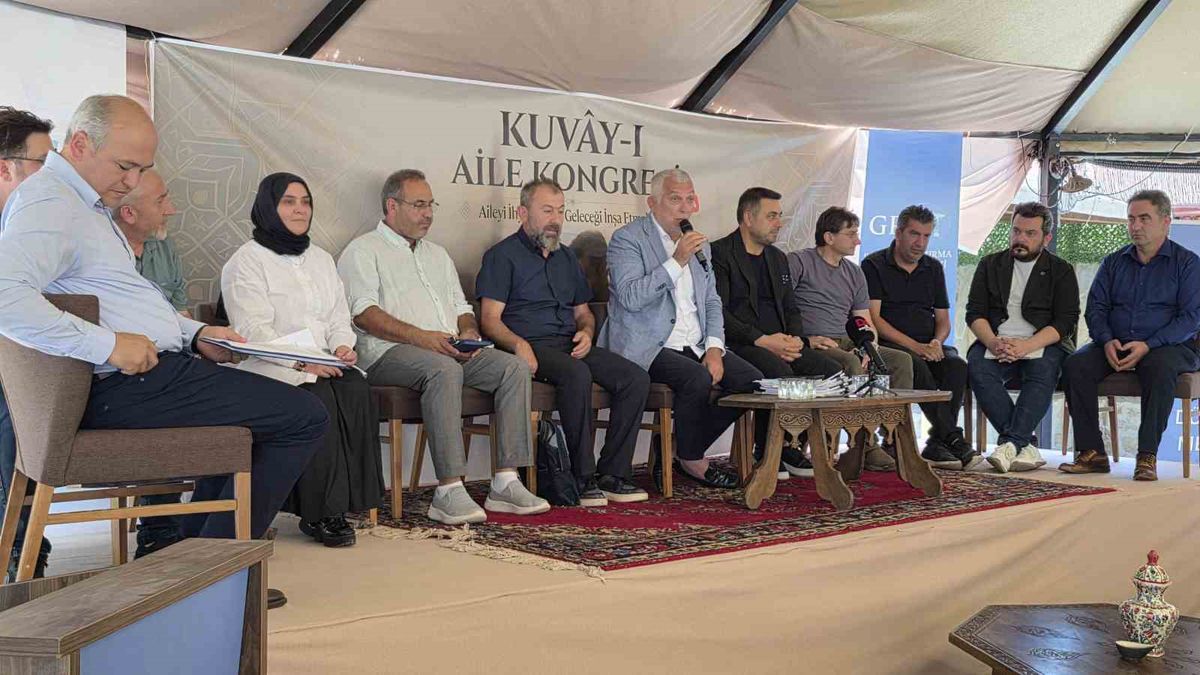Kütahya’da 'Kuvây-ı Aile Kongresi' düzenlendi