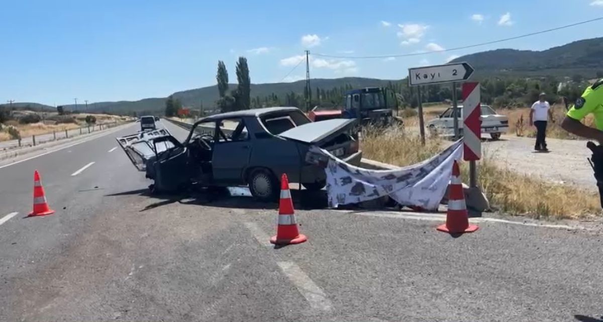 Kütahya’da otomobiller çarpıştı: 1 ölü, 4 yaralı