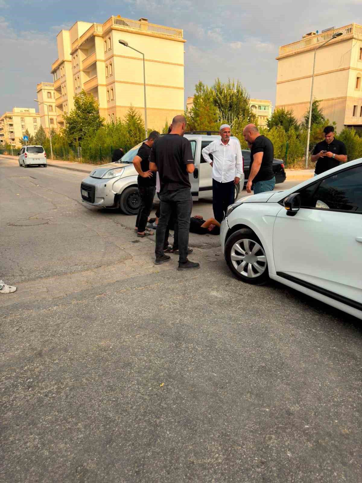 Mardin’de otomobil ile motosiklet çarpıştı: 1 yaralı