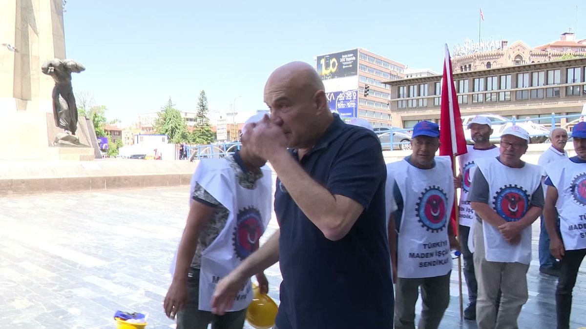 Turhan Çömez'den madenciler için çağrı: 'Bu alın teri soygununa Allah aşkına son verin'