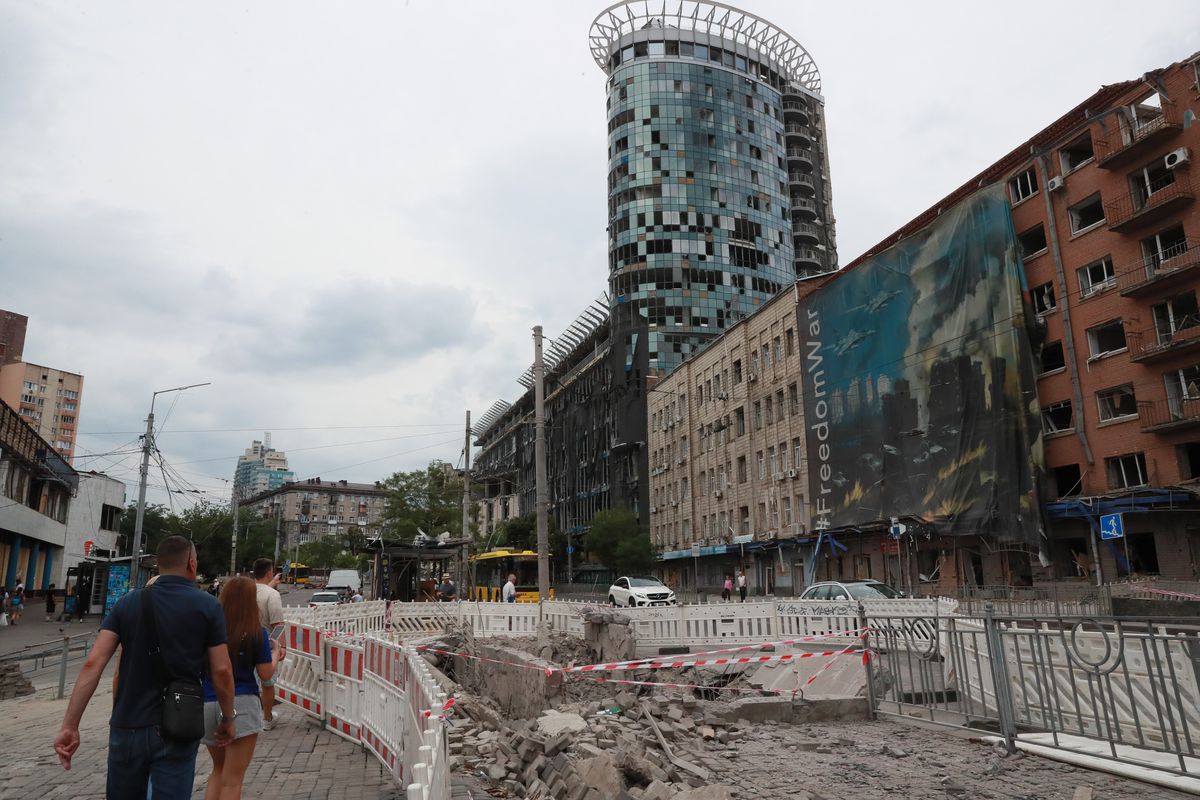 Ukrayna: Rusya'nın Kiev'e düzenlediği balistik füze saldırısında 9 kişi hayatını kaybetti