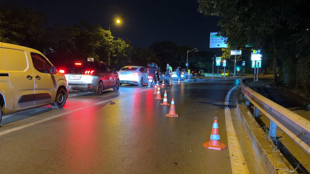 15 Temmuz Şehitler Köprüsü belgesel dizi projesi kapsamında trafiğe kapatıldı / Görüntü eklendi