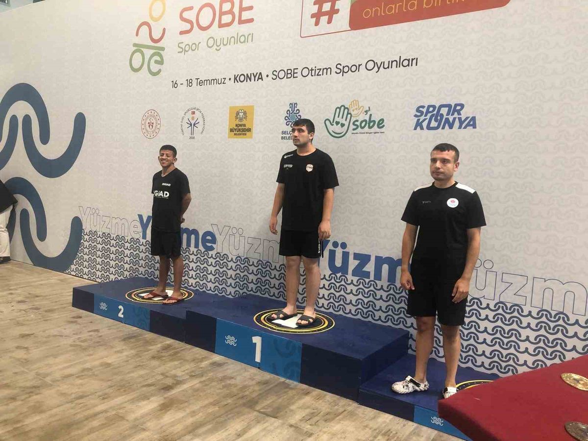 Aydınlı Özel Sporcular Konya'daki Yüzme Şampiyonasından 4 Gümüş Madalyayla Döndü