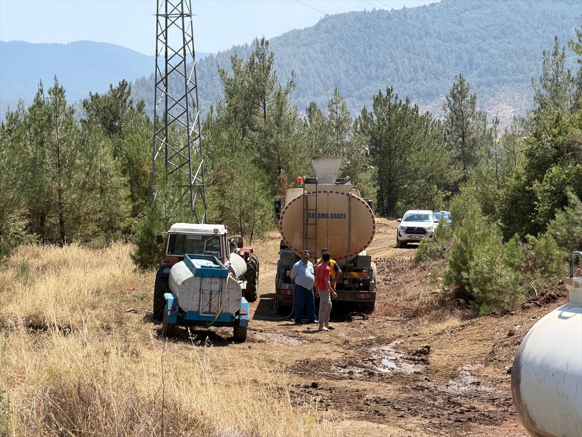 Orhaneli'de Orman Yangını Kısa Sürede Söndürüldü