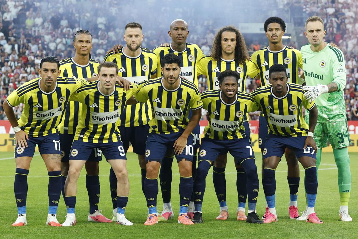 Fenerbahçe'de 2 yıldız isme Sturm Graz maçında kesik