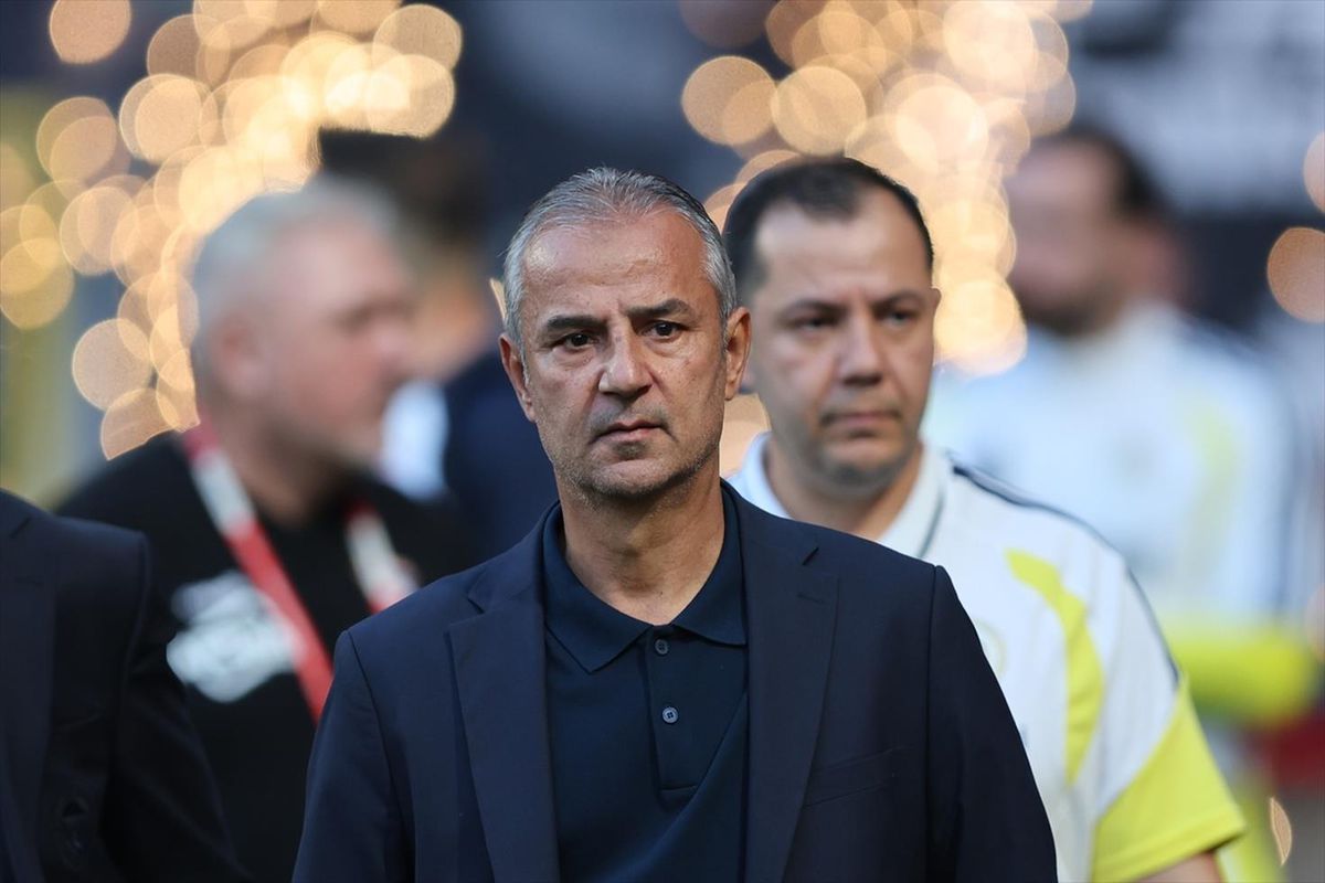 Fenerbahçe'de büyük kriz! Yıldız futbolcu İsmail Kartal'ı şikayet etti