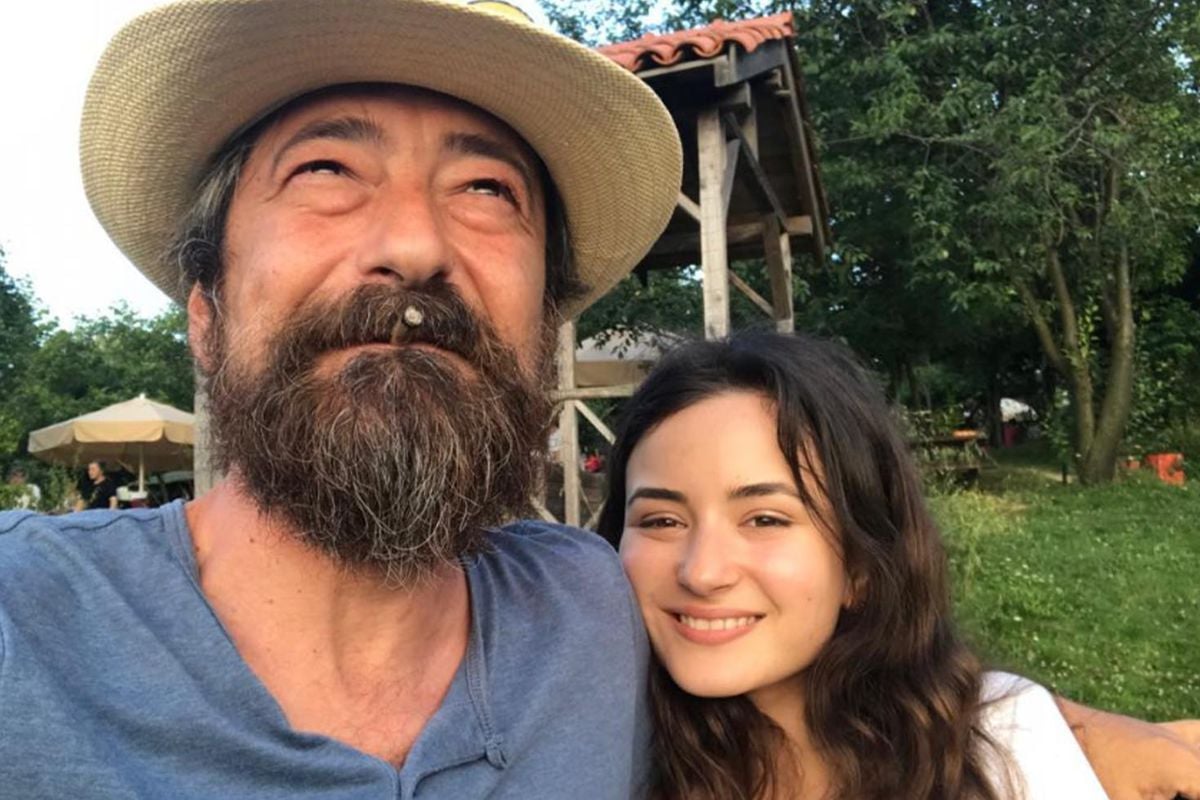 Feridun Düzağaç'tan hayranlarını üzen haber: Sahnelere ara veriyor