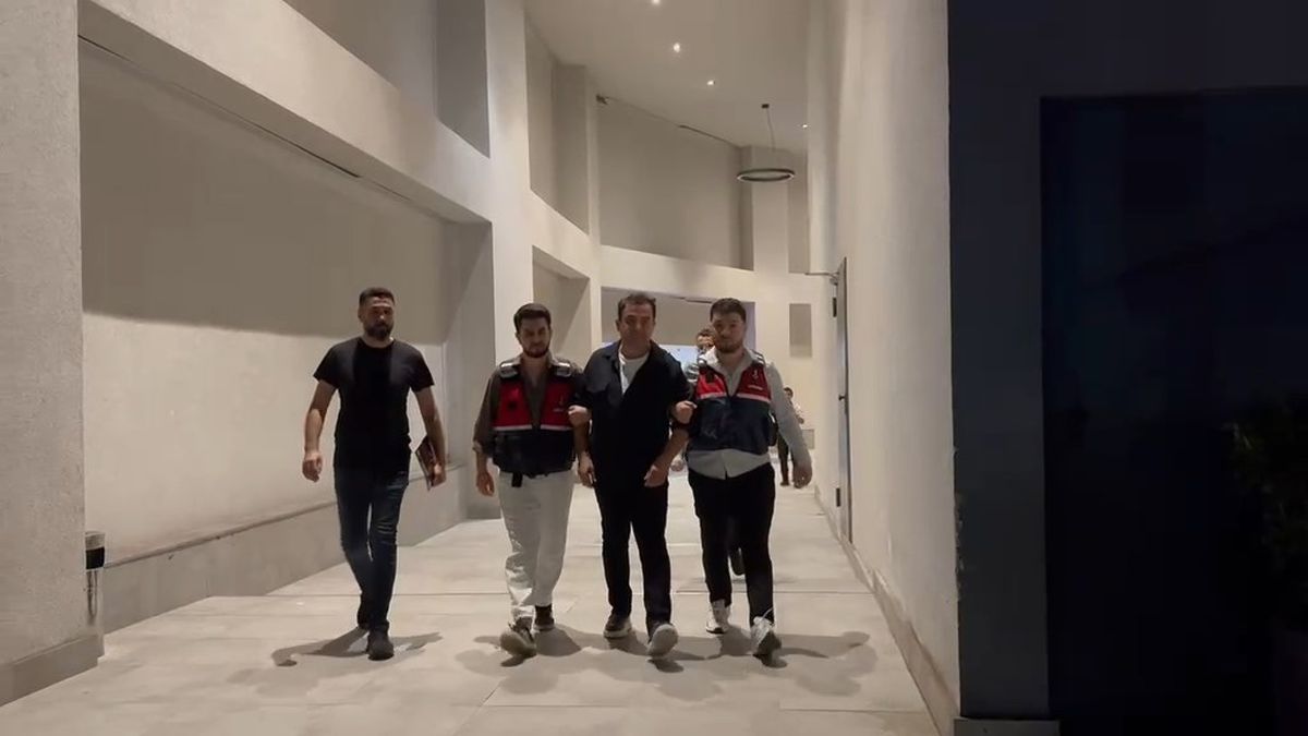 Gazeteci Tahir Sarıkaya, Cem Küçük soruşturmasında gözaltında