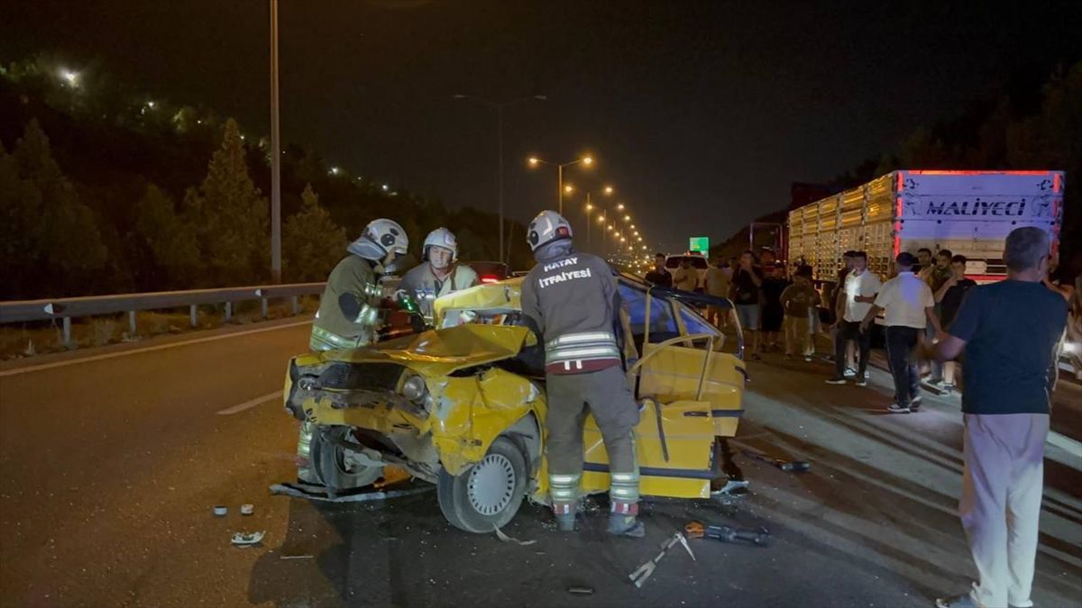 İskenderun'da Zincirleme Kaza: 1 Ölü, 4 Yaralı
