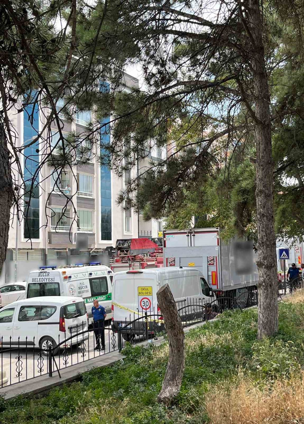 Kırşehir'de Market Çalışanı Kamyon Dorsesinin Altında Can Verdi