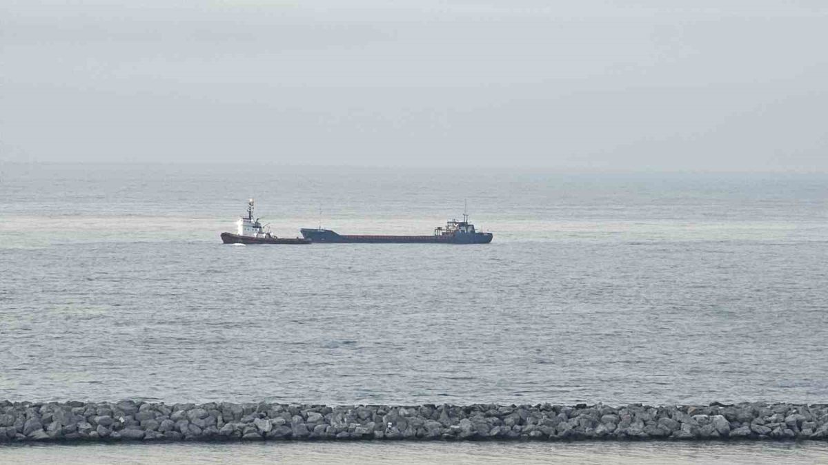 Saldırıya uğrayan AGN Ragnar Zonguldak'a demirledi