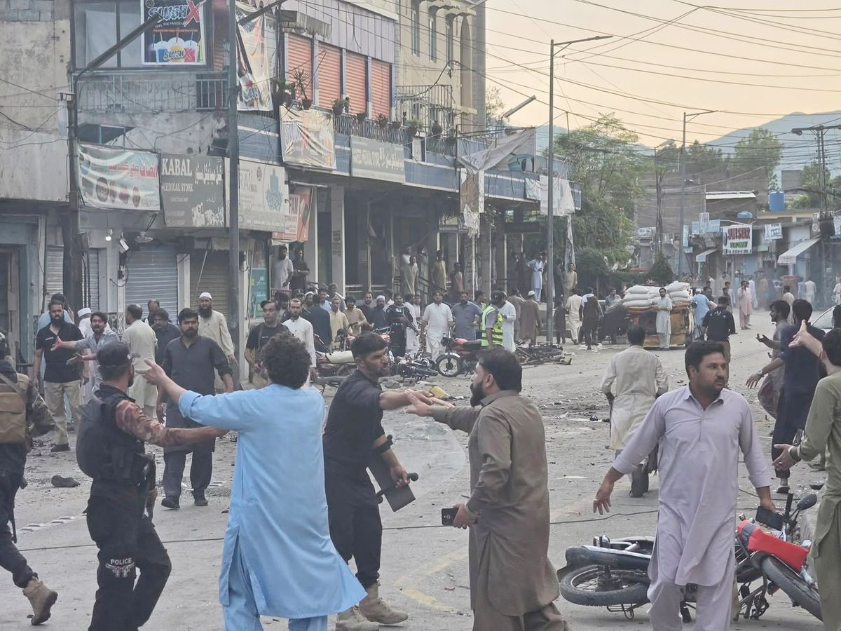 Pakistan'da barış gösterisi yakınında intihar saldırısı: 14 ölü, 26 yaralı