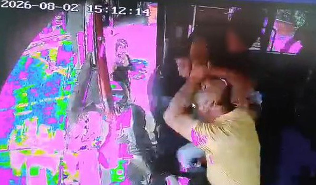 Otobüs Şoförüne Yumruklu Saldırı Kamerada