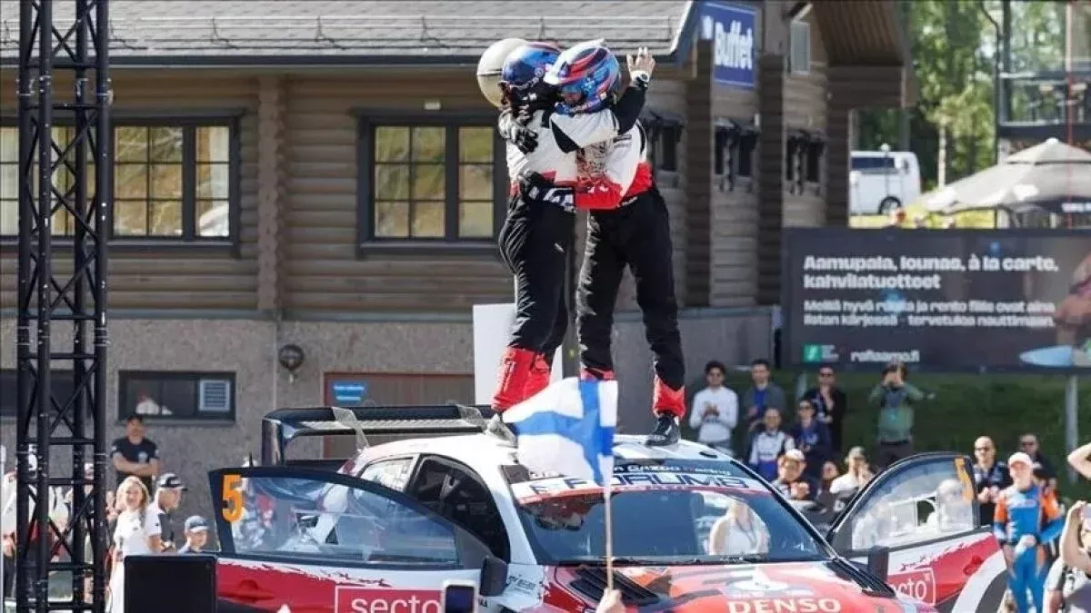 Toyota, Finlandiya Rallisi'nde Podyuma Damga Vurdu