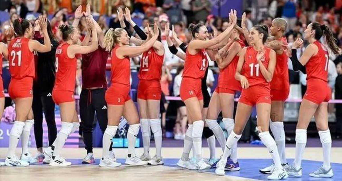 A Milli Kadın Voleybol Takımı Avrupa Şampiyonası takvimi: Filenin Sultanları maçları ne zaman, hangi günler oynanacak, saat kaçta?