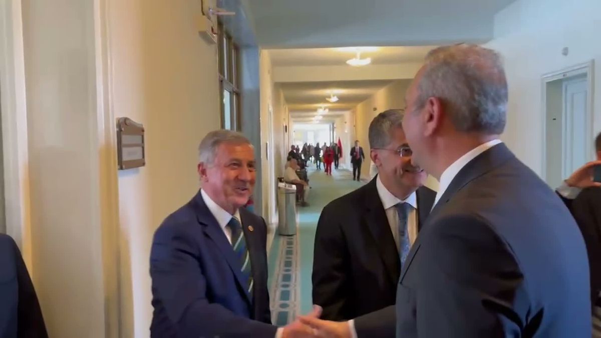 AK Parti'den Terörsüz Türkiye Yasa Taslağı İçin Parti Turu