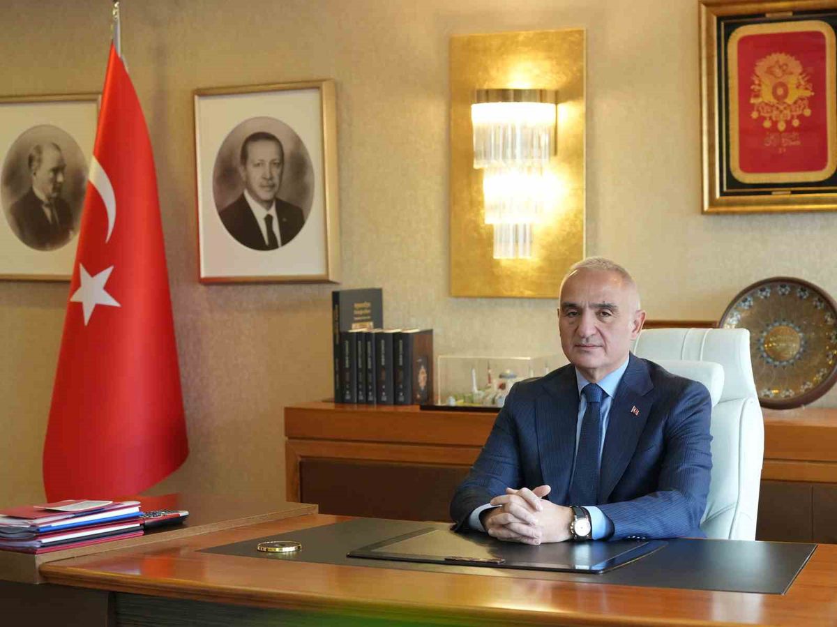 Tralleis Antik Kenti'nde 2 Bin Yıllık Havuz Gün Yüzüne Çıkarıldı