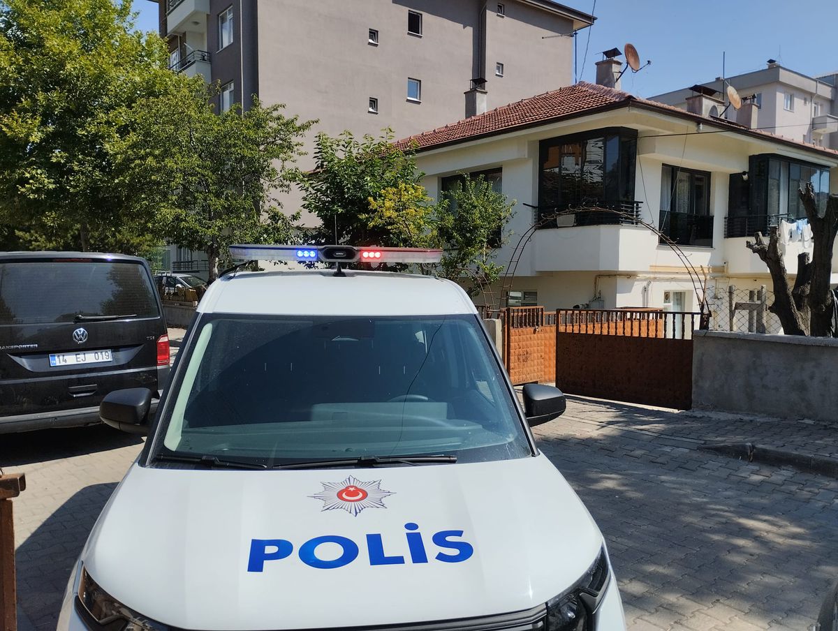 Bolu'da balkondan düşen genç kadın yaralandı