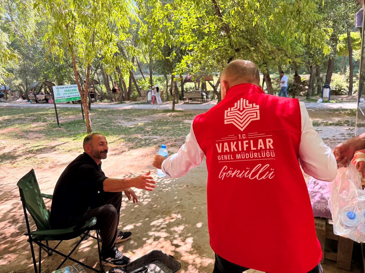 Asırlık Vakıf Geleneği: Bitlis'te Soğuk Su İkramı